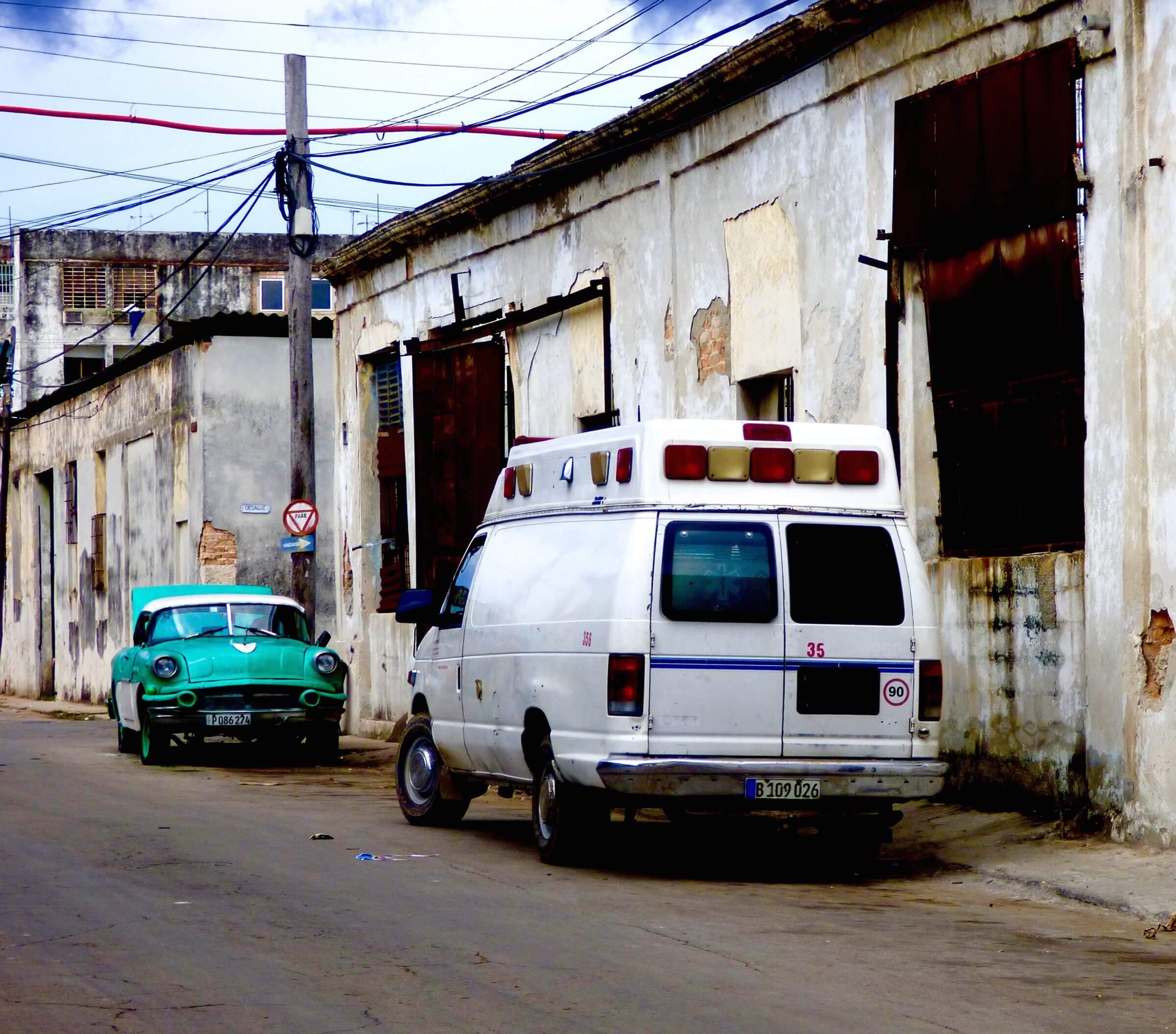 Ambulancia Cubana - La Havana